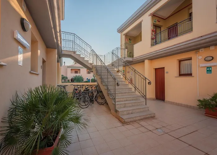Modern Furnished House In Apartamento Villasimius